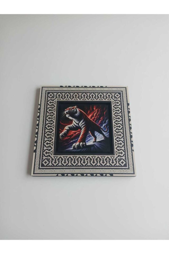 Bordomavi Kaplan Figürlü Siyah Zemin Duvar Tablosu