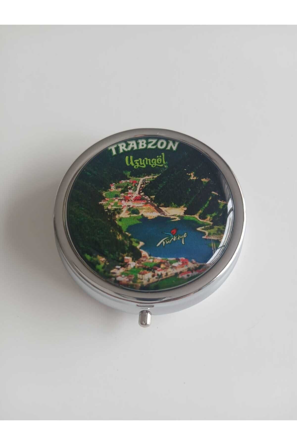 Trabzon Uzungöl Temalı Metal Yuvarlak İlaç (Hap) Saklama Kutusu