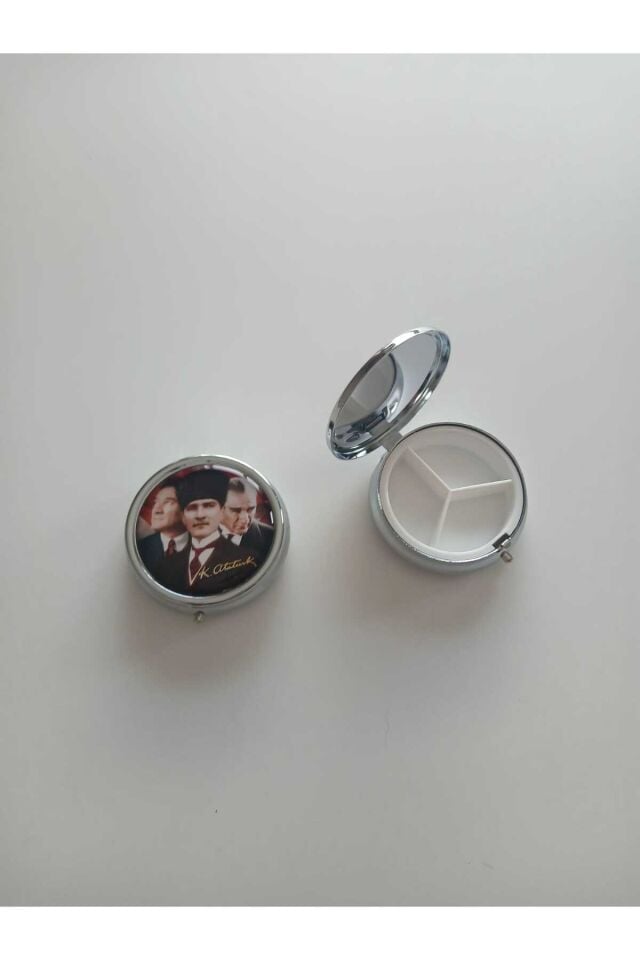 Atatürk Temalı Metal Yuvarlak İlaç (Hap)Saklama Kutusu.