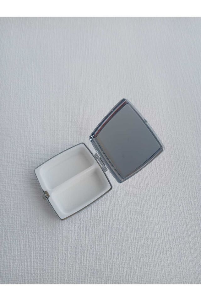 İstanbul Tramvay Temalı Metal Kare Hap Kutusu